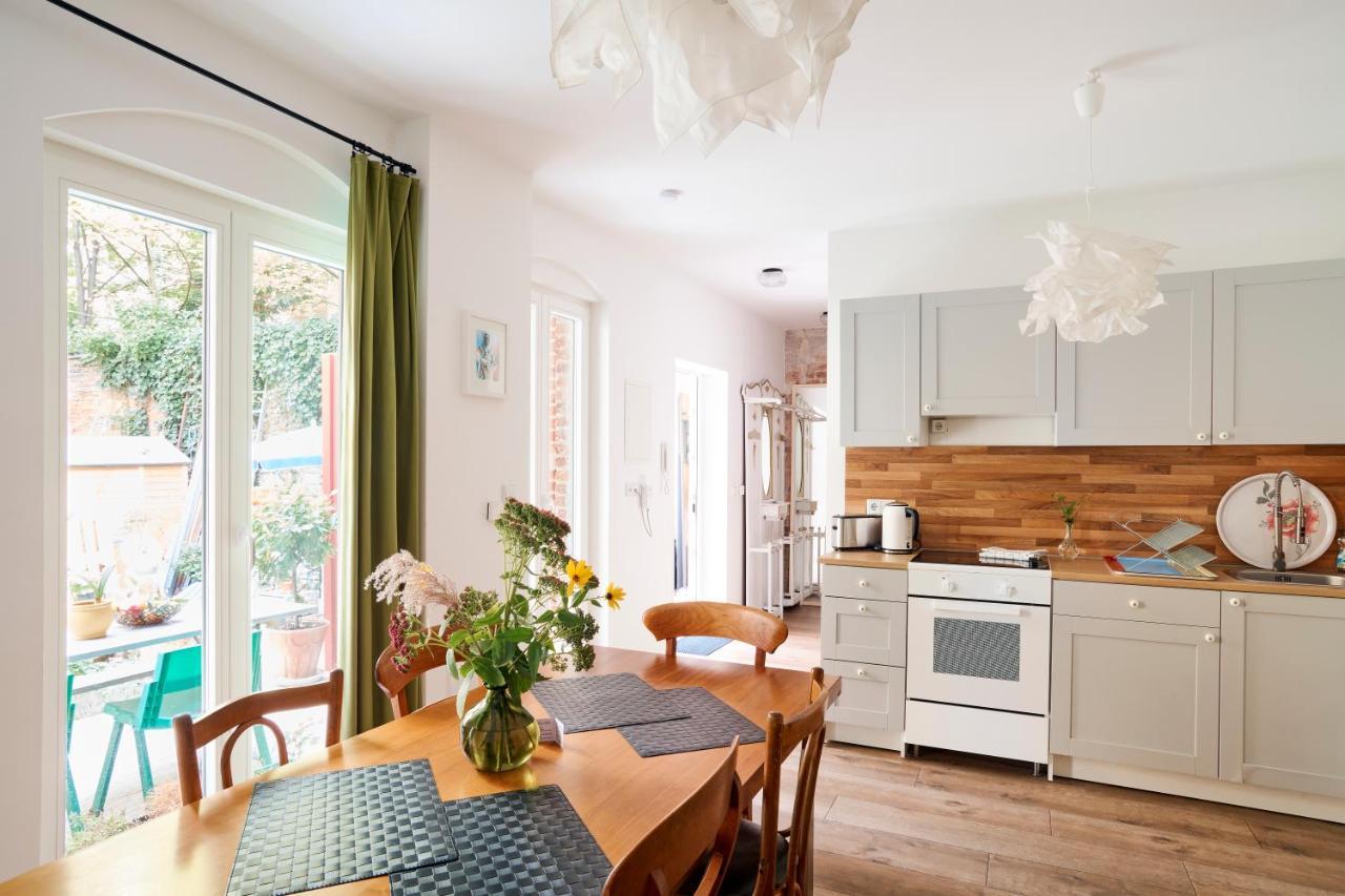 Beautiful And Cozy Remise For Up To 6 Guests Lejlighed Berlin Eksteriør billede